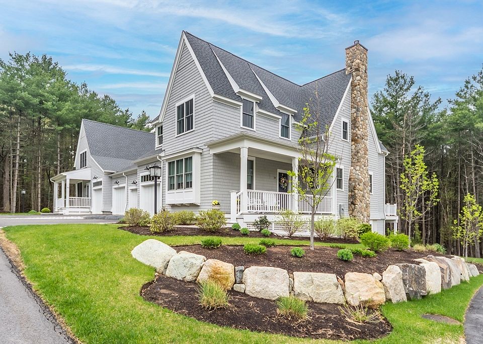 1st image of 54 Wolcott Woods Ln #54
