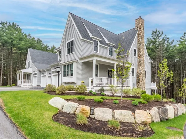 54 Wolcott Woods Ln #54, Milton, MA 02186