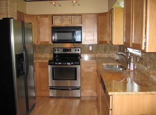 5042 Countryside Dr, Imperial, MO 63052