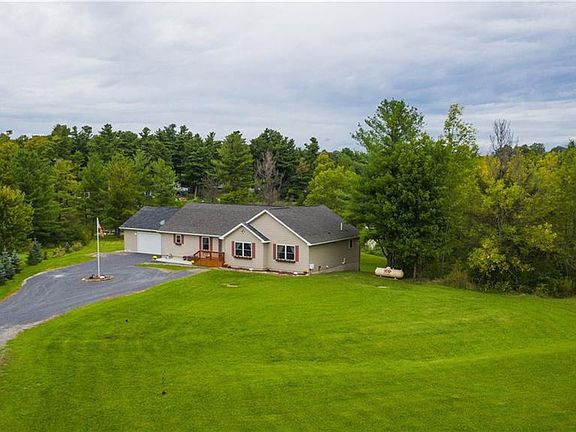 4th image of 29333 Beaver Meadow Mews