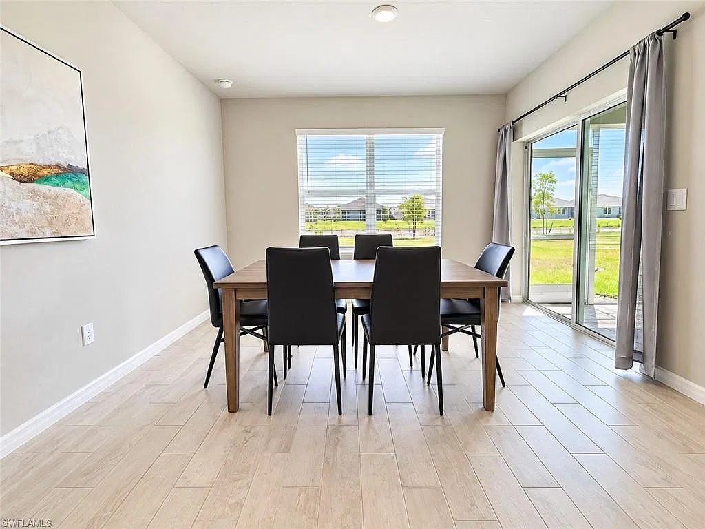 3 bed, 2.0 bath, 1671 sqft, $1,850 — Photo 4