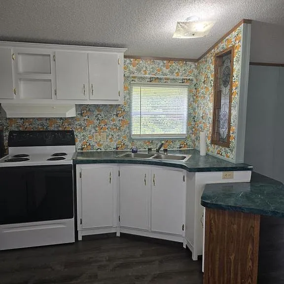 881 Culp Ave — Photo 6