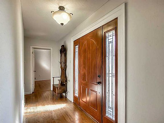 4th image of 519 Glenwood Dr