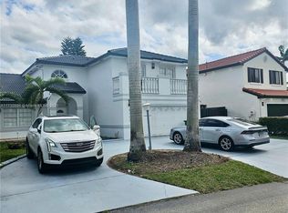 8463 SW 161st Pl, Miami, FL 33193