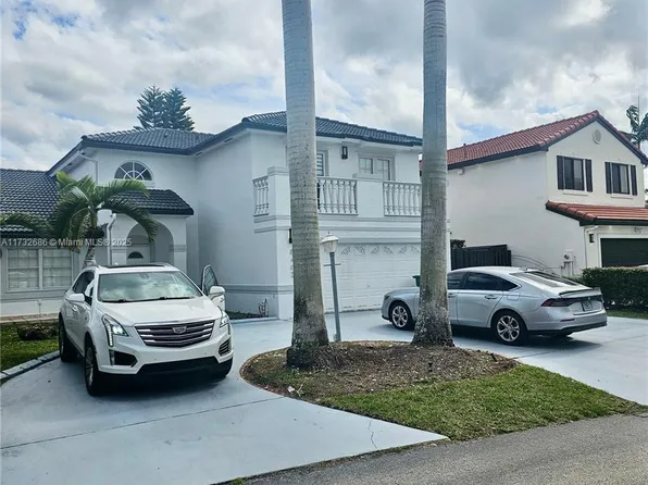 8463 SW 161st Pl, Miami, FL 33193