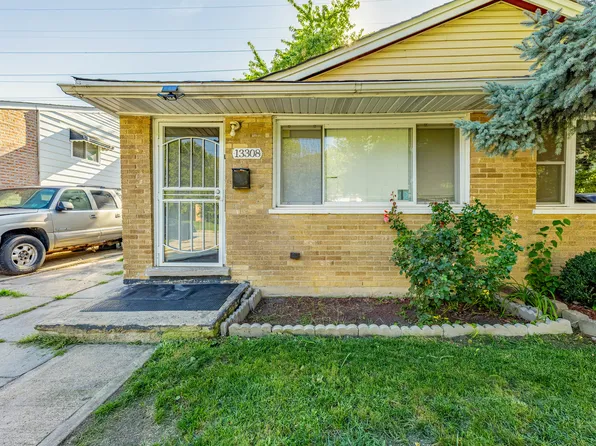 13308 S Riverdale Ave, Chicago, IL 60827
