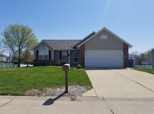 613 Copper Line Rd, Maryville, IL 62062
