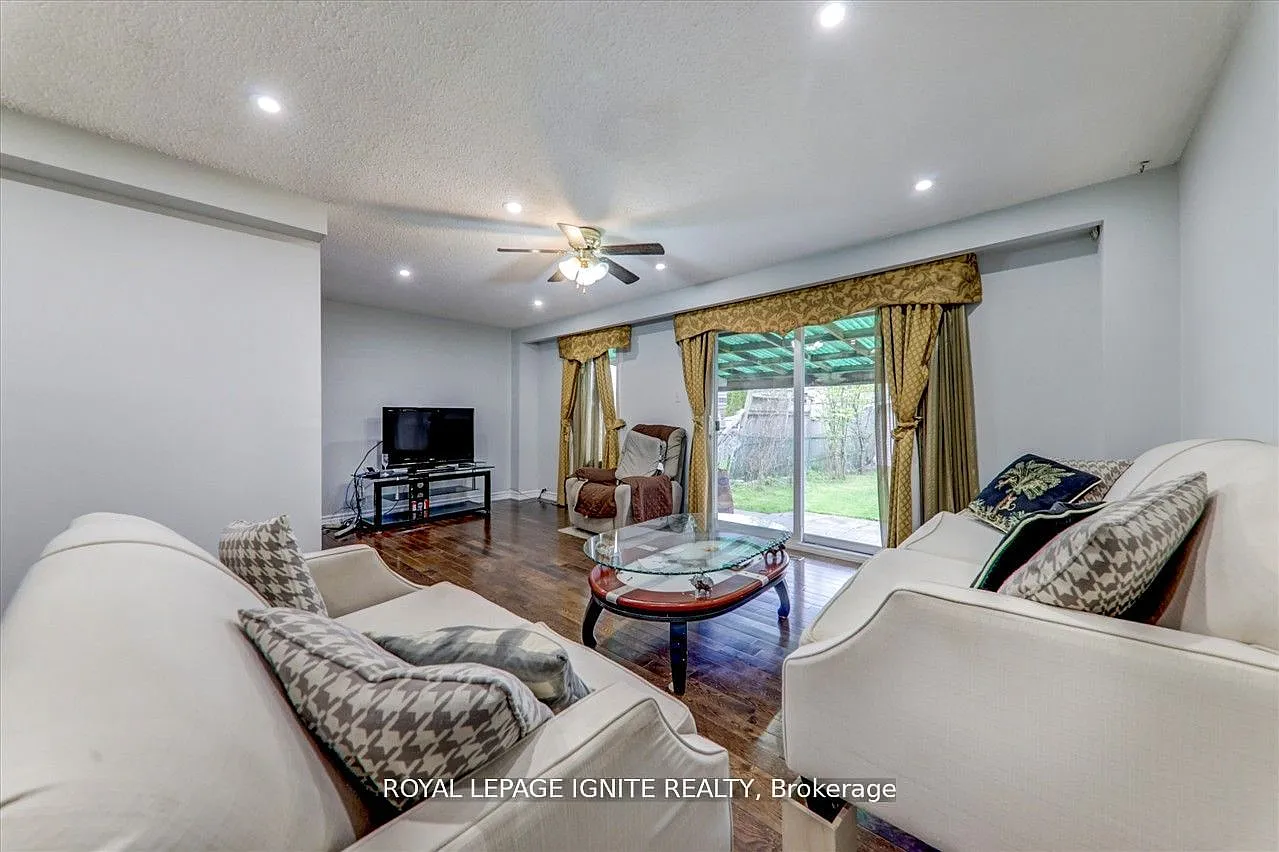 4 bed, $3,100 — Photo 4