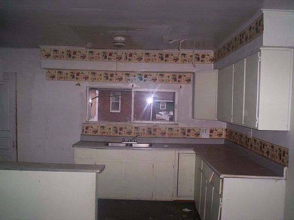 3rd image of 540 S 9th St