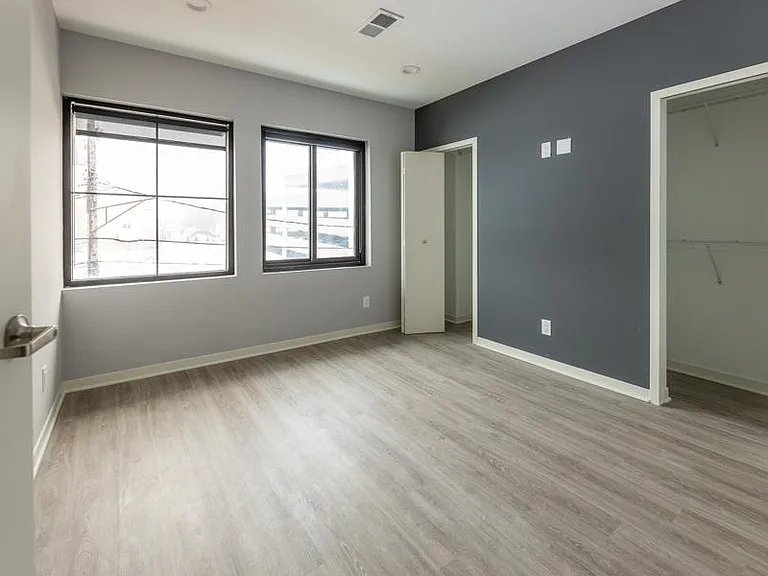 22241 Michigan Ave — Photo 62