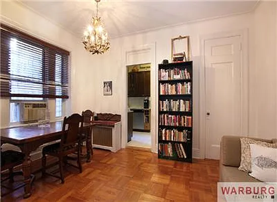 Sold by Warburg | media 1