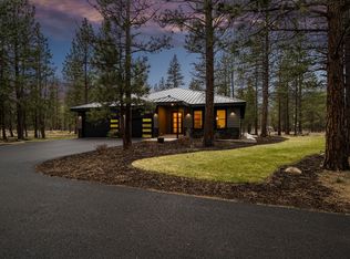 69350 Crooked Horseshoe Rd, Sisters, OR 97759