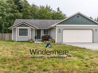 2041 Doe Dr, Oak Harbor, WA 98277
