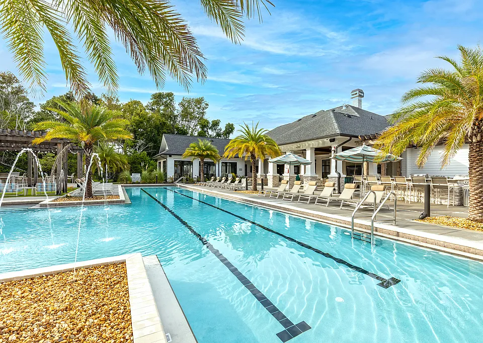 Vintage Amelia Island Apartments
