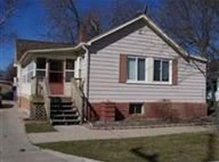 237 Butler St, Marine City, MI 48039