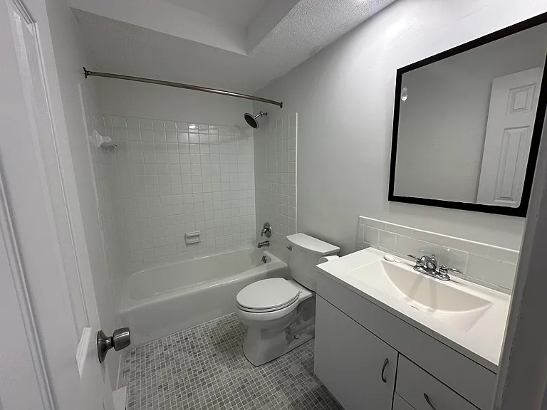 185 Melba St #200 — Photo 14