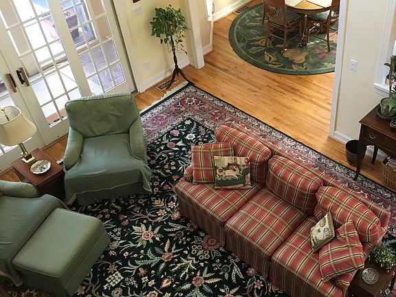 Family Room and Breakfast Ar