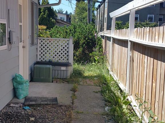 5th image of 10532 Stone Ave N APT 3