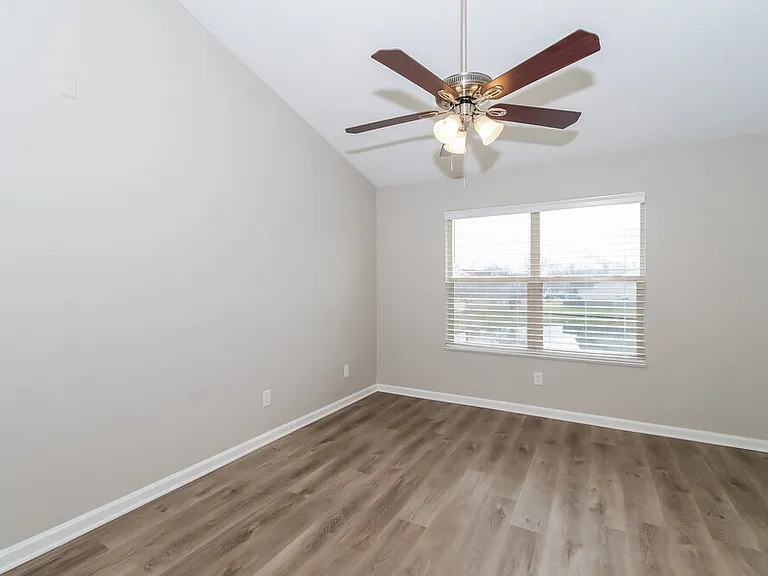 6101 Patoka Lake Dr — Photo 10