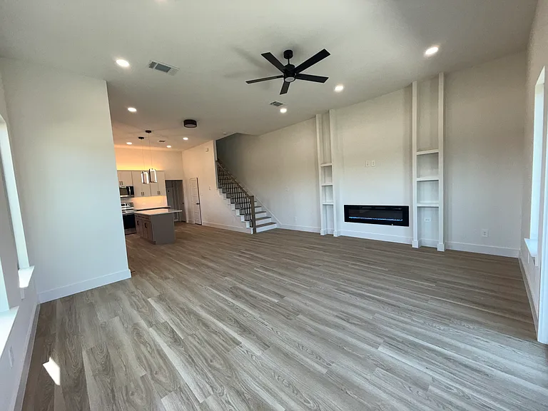 5608 Mesa Cir — Photo 2