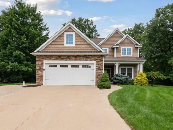 5913 N Heritage Ct, Midland, MI 48640