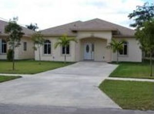 216 S 5th St, Fernandina Beach, FL 32034