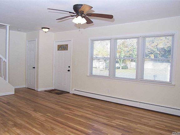 2nd image of 410 Columbus Ave