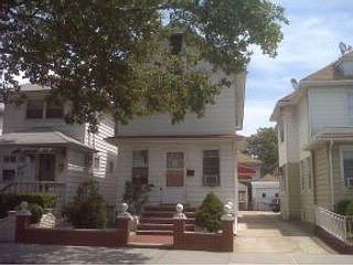 2nd image of 1843 W 4th St