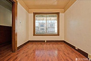 5th image of 1654 Revere Ave
