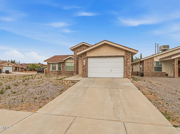 800 Nazareno St, Horizon City, TX 79928