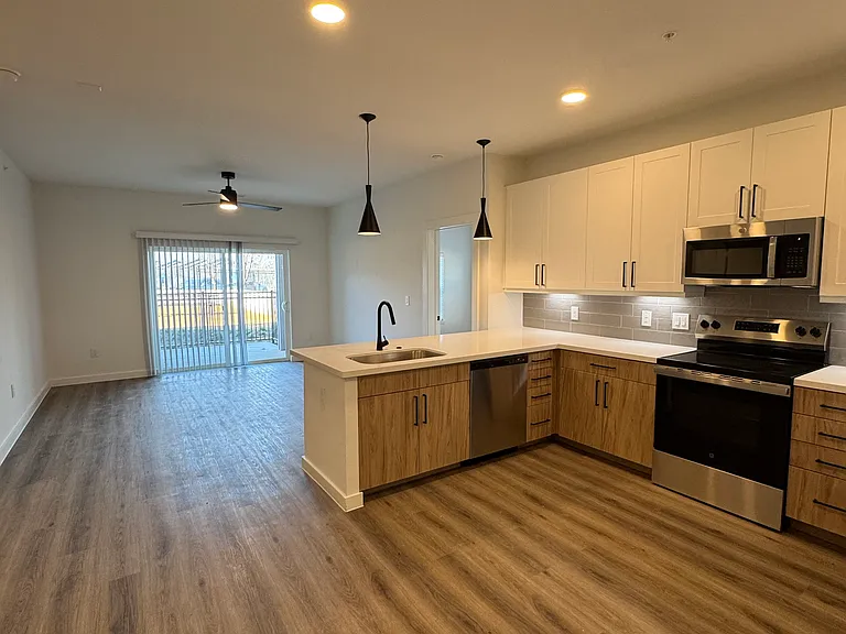 1500 Old Decatur Rd #7201 — Photo 2