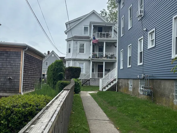 51 Summerfield St, Fall River, MA 02720