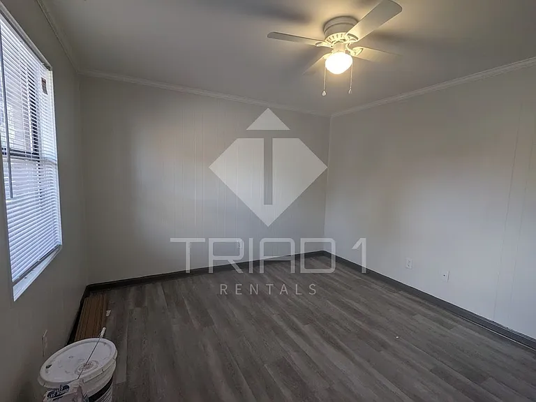 804 Meadow Ridge Ct — Photo 7