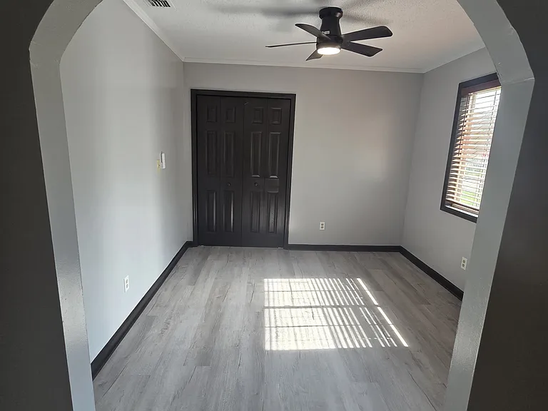 3109 Cabin St — Photo 6