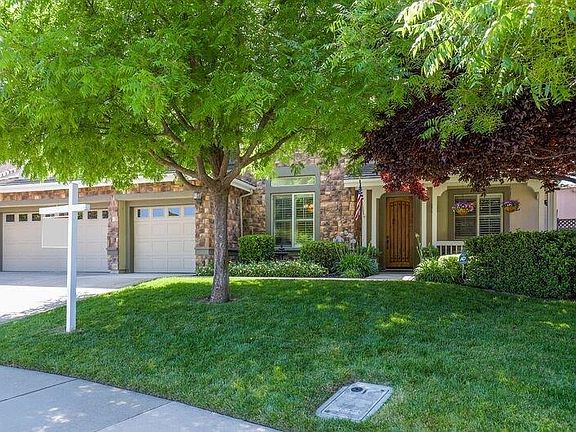 2nd image of 1112 Oak Valley Dr