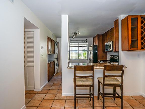 4th image of 3559 Magellan Cir