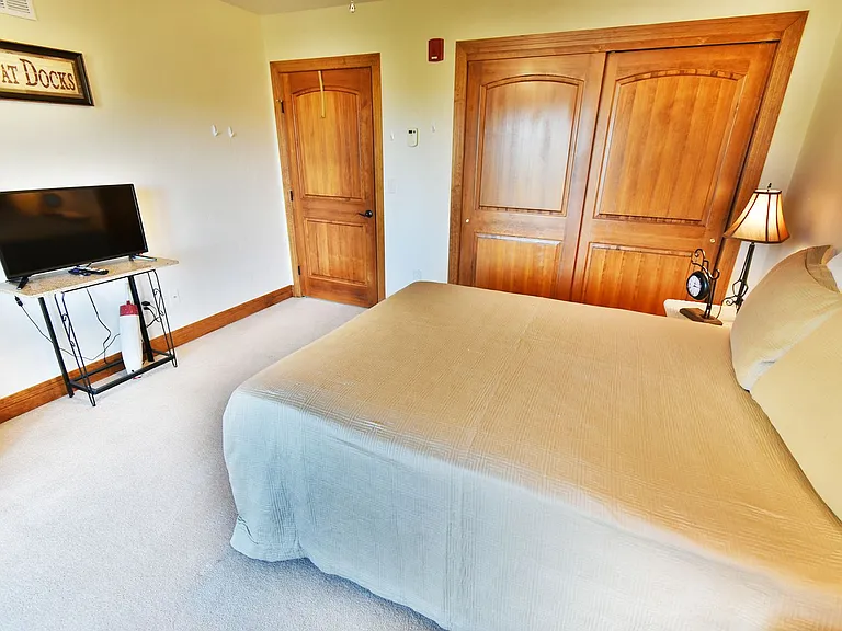 724 E Anemone Trl #B — Photo 7