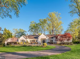 9706 Logan Dr, Potomac, MD 20854