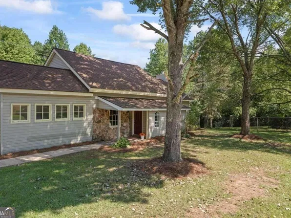 228 Banning Rd, Whitesburg, GA 30185