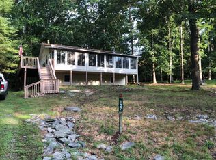 107 Snifter Ct, Lackawaxen, PA