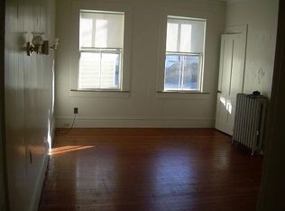 92 Locust St APT 2, Dover, NH 03820
