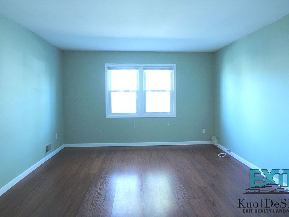 1st image of 36 Bangor St #1