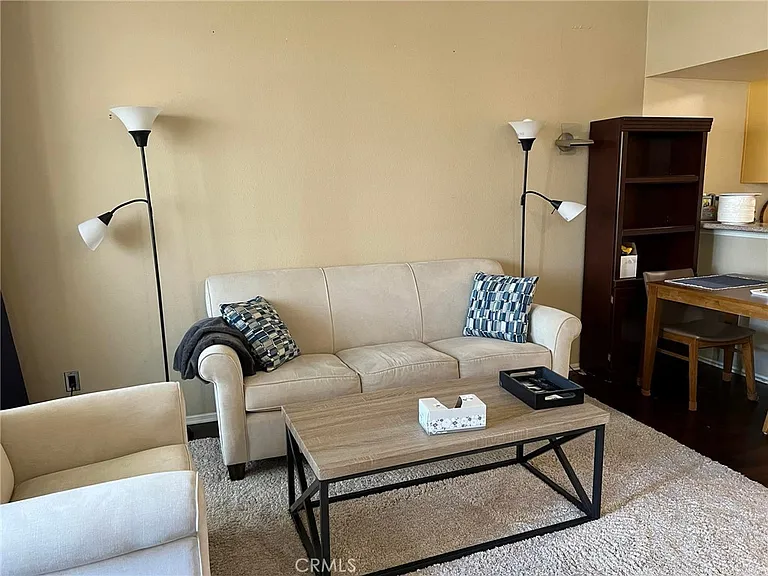 5325 Newcastle Ave #330 — Photo 9