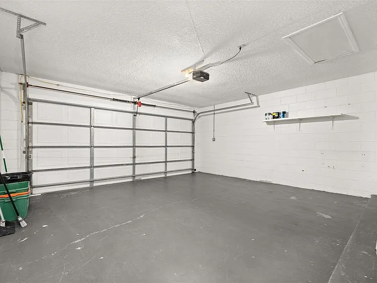 11218 Worley Ave — Photo 35