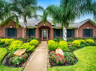 2216 Cochise Trl, League City, TX 77573