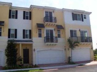 3617 NW 5th Ter, Boca Raton, FL 33431