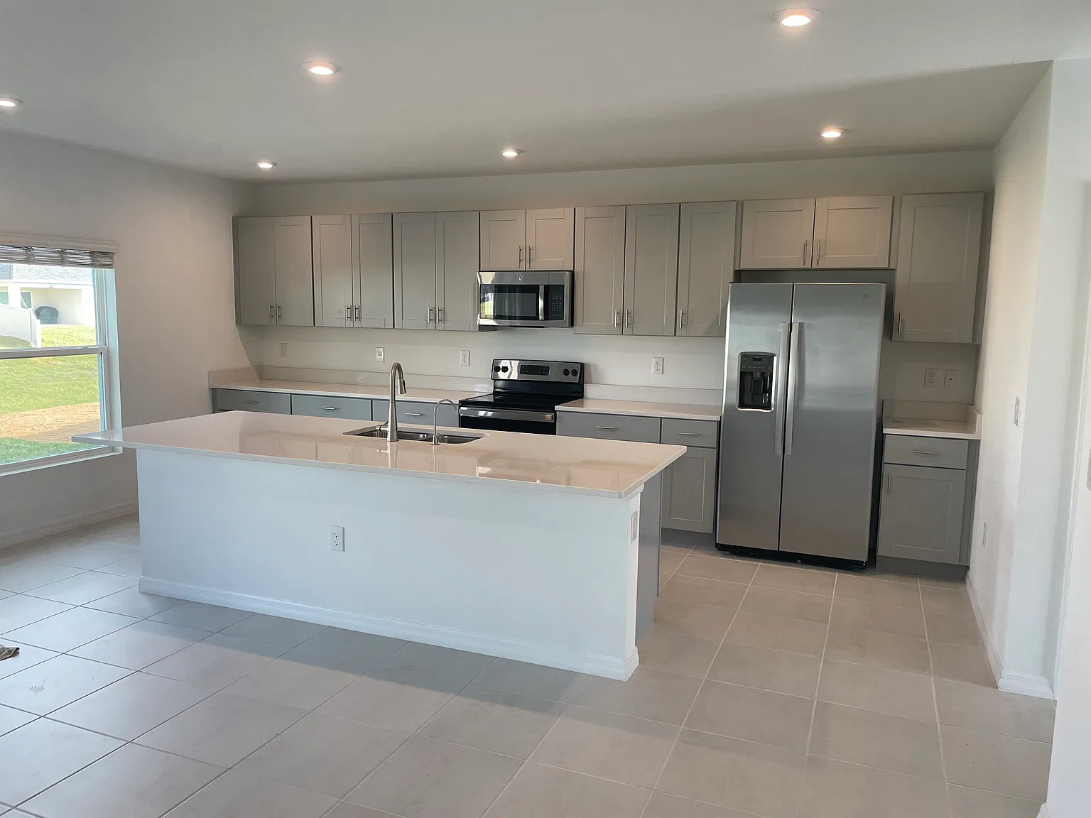 227 Zicon Rd — Photo 2