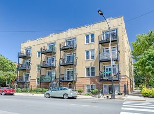 3100 W Addison St APT 1A, Chicago, IL 60618