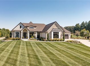 8070 Country Club Rd, Charleston, IL 61920