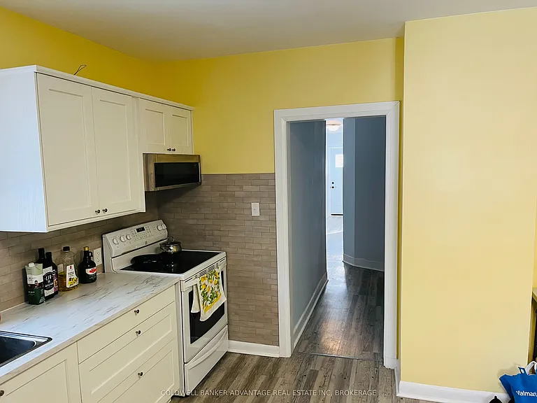 14 Albert St #LOW — Photo 2